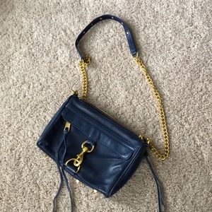 Gorgeous Crossbody!